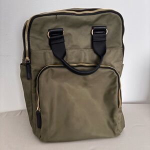 Dream Control khaki backpack